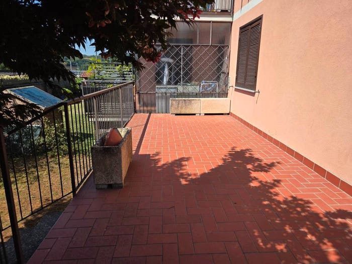 Appartamento bilocale in vendita in Via Stazione, Centro, Castronno