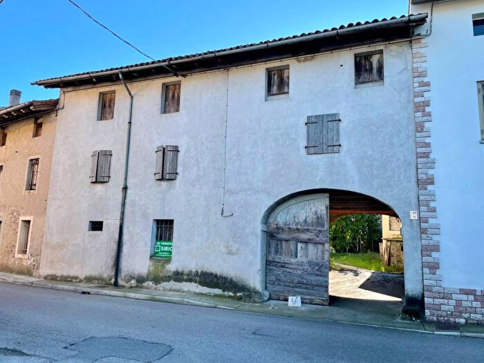 Casa con 5 locali in vendita in Via del Commercio, Centro, Coseano