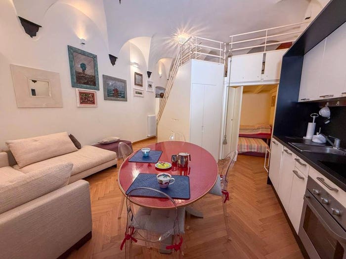 Appartamento trilocale in vendita in Via Settembre, Centro, Alassio