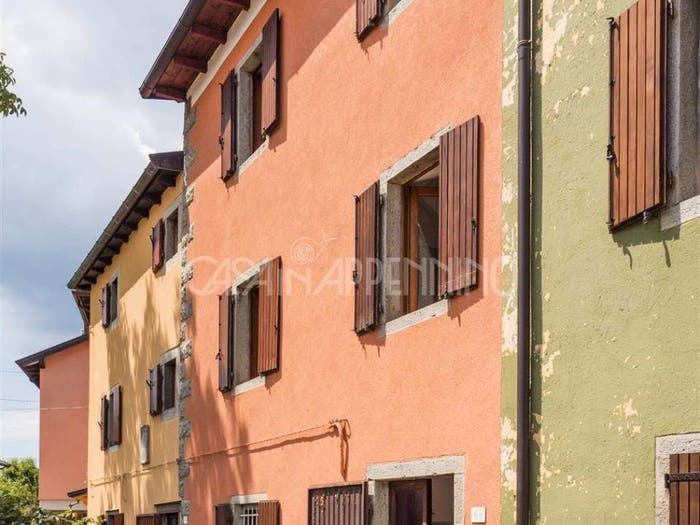 Casa quadrilocale in vendita in Centro, Frassinoro