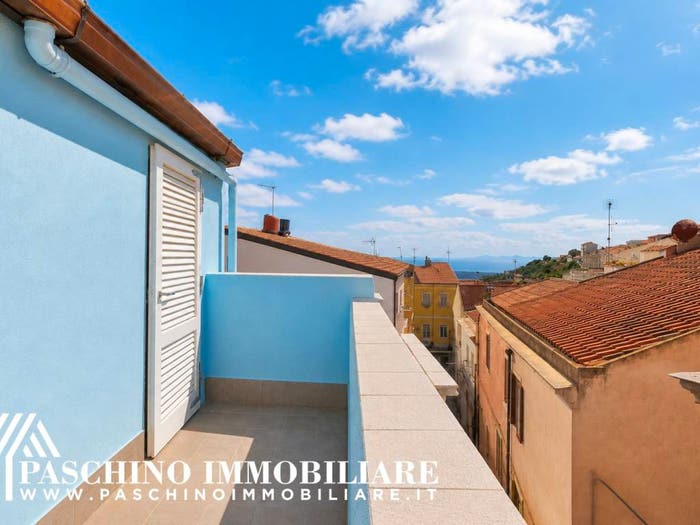 Casa trilocale in vendita in Via Regina Margherita, Sennori