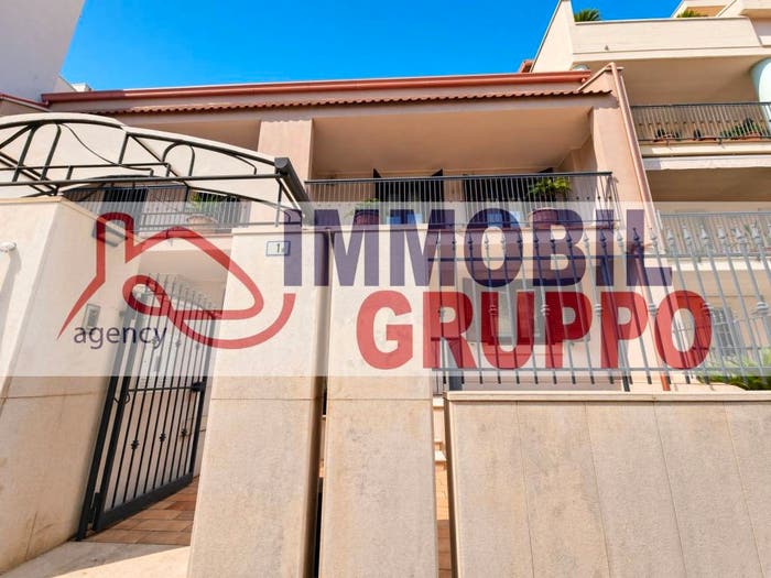 Casa con 5 locali in vendita in Via dei Gracchi, Monticelli Croci, Andria