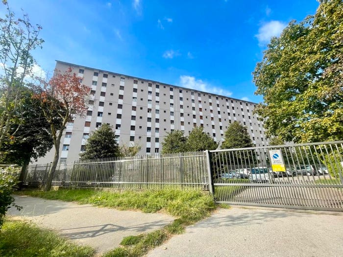 Appartamento trilocale in vendita in Via Uruguay, Gallaratese, Milano