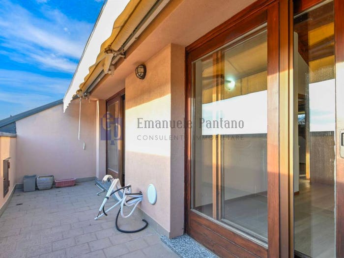 Casa trilocale in vendita in Via Belvedere, Brusaporto