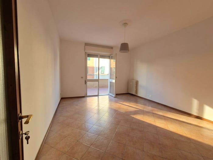 Appartamento quadrilocale in affitto in Via Vittorio Locchi, Careggi Rifredi Dalmazia, Firenze