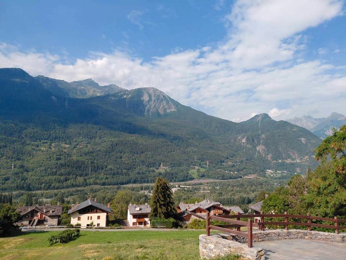 Appartamento con 6 locali in vendita in Frazione La Clusaz, La Salle