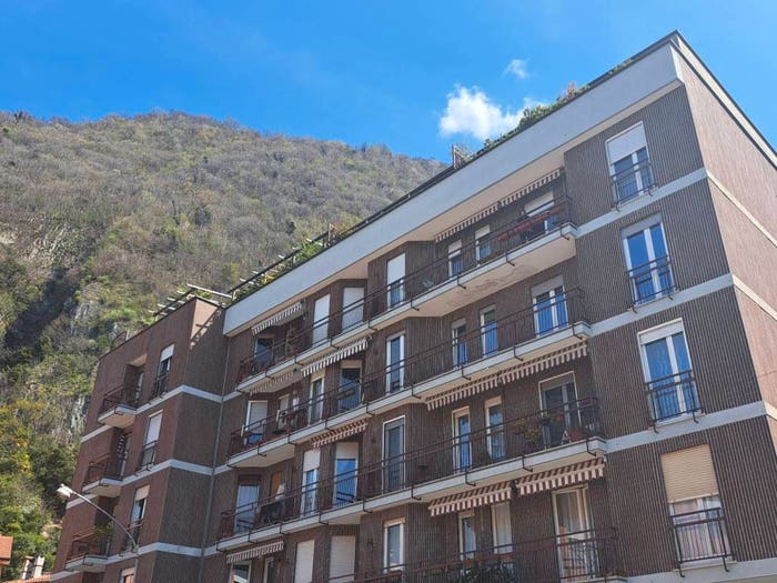 Appartamento trilocale in vendita in Via Ceretti, Laveno, LavenoMombello