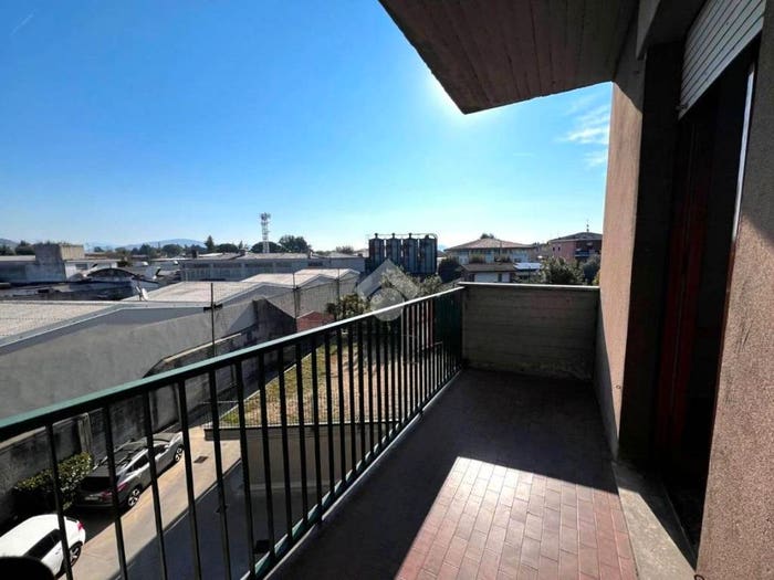 Appartamento trilocale in vendita in Viale Vittorio Veneto, Centro, Grumello del Monte