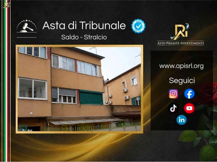 Appartamento quadrilocale in vendita in Via Tacito, Fuorigrotta, Napoli