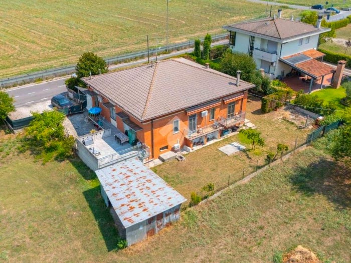Casa con 5 locali in vendita in Strada Ca Brusa, Sacra Famiglia Castel D'Azzano, Verona