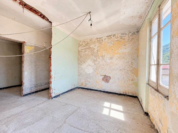 Appartamento trilocale in vendita in Via delle Fornaci, Rebocco La Chiappa, La Spezia