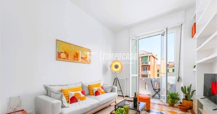 Appartamento trilocale in vendita in Alzaia Naviglio Pavese, Navigli Darsena, Milano