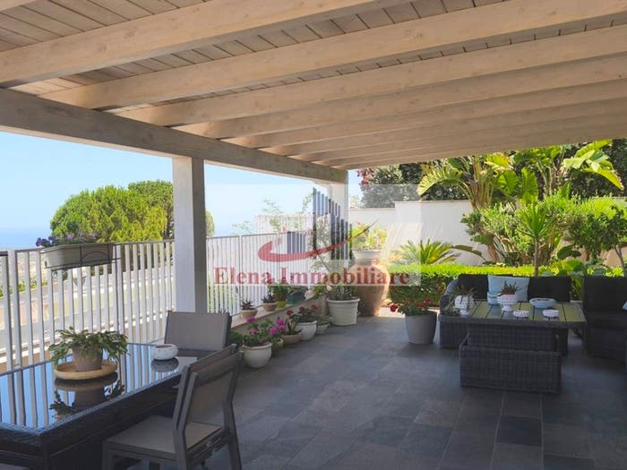 Casa con 6 locali in vendita in Via John Fitzgerald Kennedy, Contrada Sant'Anna, Alcamo