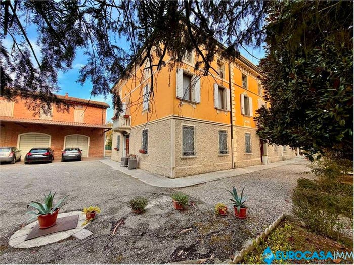 Casa con 5 locali in vendita in Via Bedollo A, Centro, Fabbrico