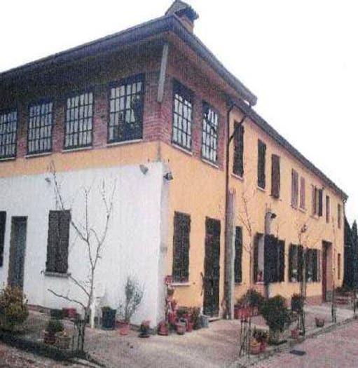 Appartamento trilocale in vendita in Via San Salvaro, Urbana