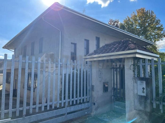 Casa trilocale in vendita in Via Novaj, Cardano al Campo