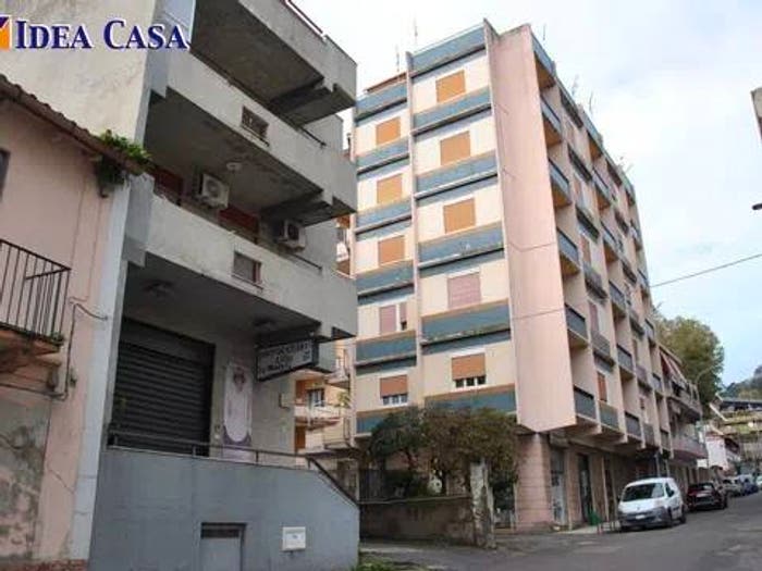 Appartamento bilocale in vendita in Via Palermo, Giostra, Messina