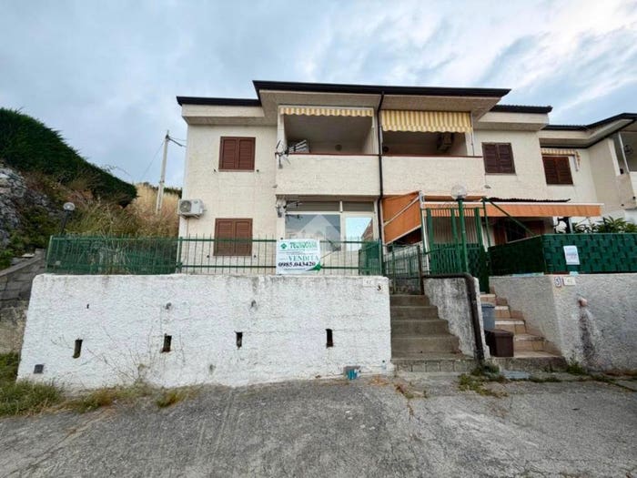 Appartamento trilocale in vendita in Localita ' fragalleto, Centro, Diamante