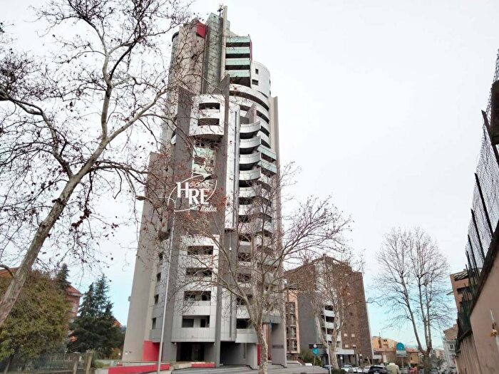 Appartamento quadrilocale in vendita in Via Panebianco, Panebianco Tribunale, Cosenza