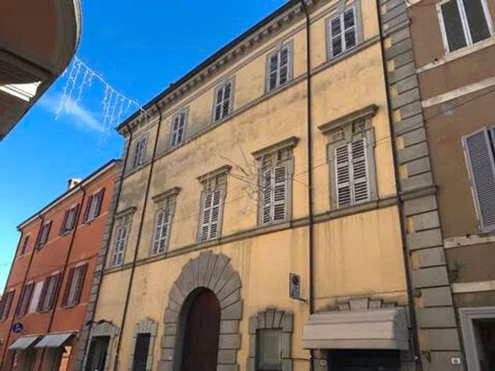 Casa con 6 locali in vendita in Corso Gastone Sozzi, Centro Storico, Cesena