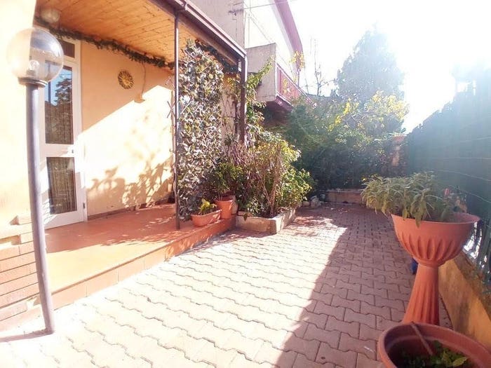 Casa con 6 locali in vendita in Via Appennini, San Pelino, Avezzano