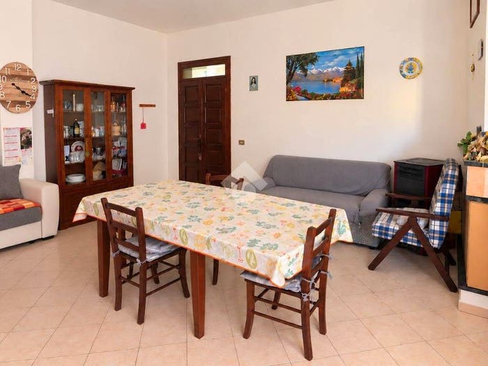 Appartamento quadrilocale in vendita in Via Tirso, Centro, Simaxis
