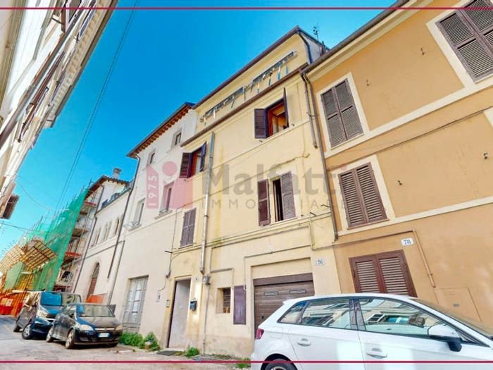 Appartamento trilocale in vendita in Via Della Ripresa, Rieti