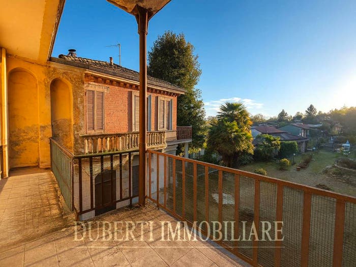 Casa con 5 locali in vendita in Via Giovanni Comi, Induno Olona