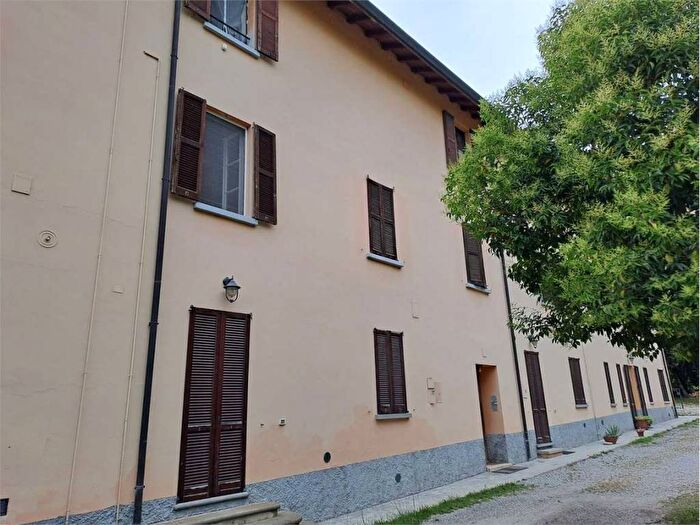 Appartamento bilocale in vendita in Via Mondonico, Monticello Mondonico, Olgiate Molgora