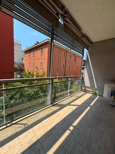 Appartamento quadrilocale in vendita in Via Baldassarre Azzoguidi, Massarenti, Bologna