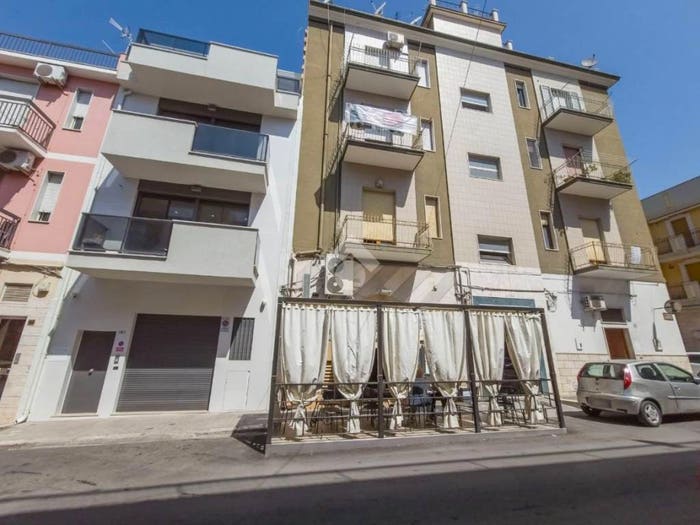 Appartamento trilocale in vendita in Via Tribuna, Centro, Manfredonia