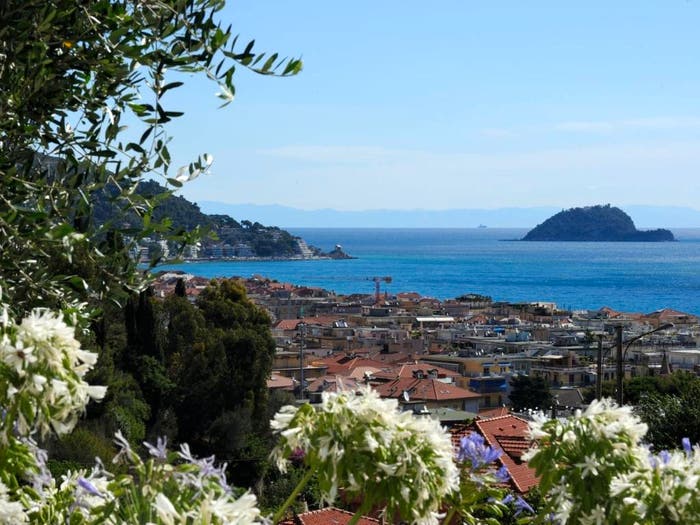 Casa con 6 locali in vendita in Via Luigi Borri, Fenarina Via Neghelli Collina di Ponente, Alassio