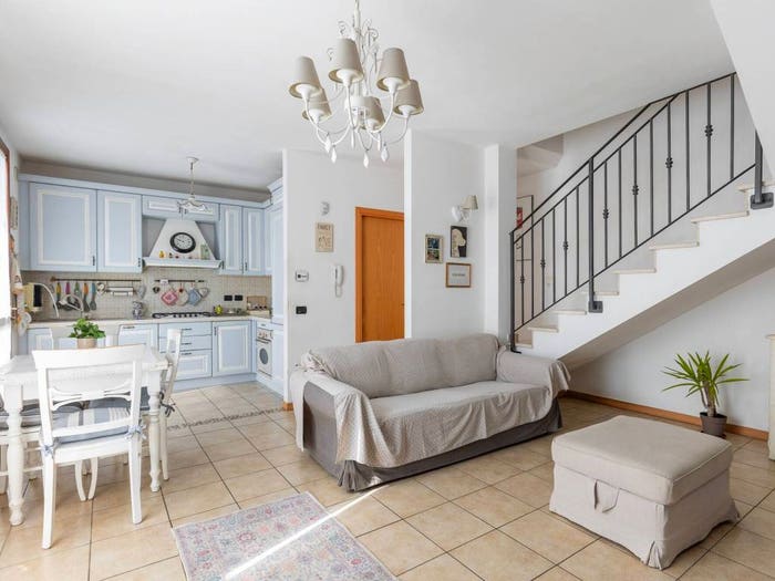 Casa trilocale in vendita in Via Marino Moretti, Barbiano, Cotignola