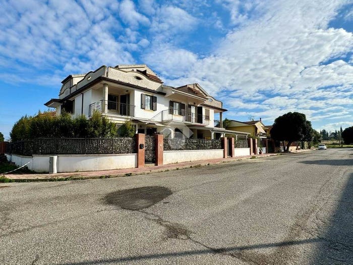 Appartamento quadrilocale in vendita in Cda Gammicella, Gammicella, CoriglianoRossano