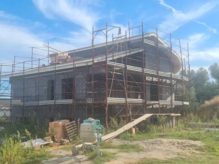 Casa con 6 locali in vendita in Via della Pineta, Siano Cava, Catanzaro