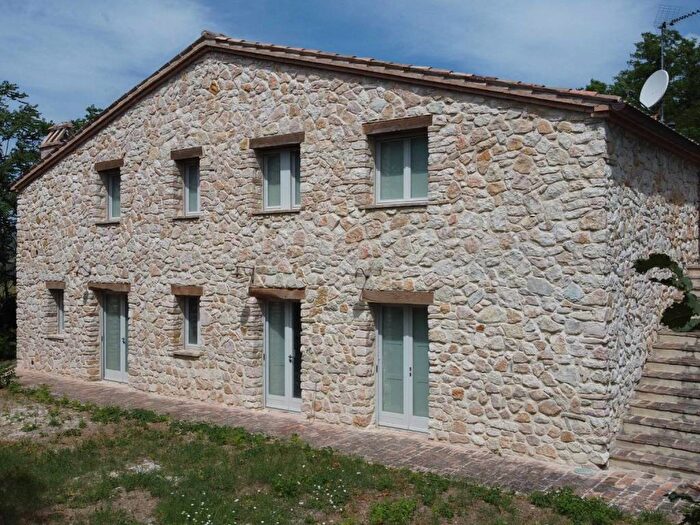 Casa con 6 locali in vendita in Via Montalfoglio, San Lorenzo in Campo