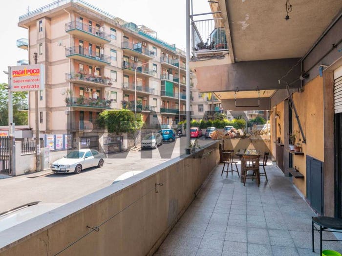 Appartamento quadrilocale in vendita in Via Francesco Guglielmino, Barriera Leucatia, Catania