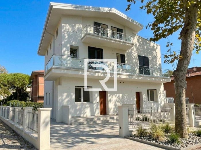 Appartamento quadrilocale in vendita in Cesenatico Ponente, Cesenatico