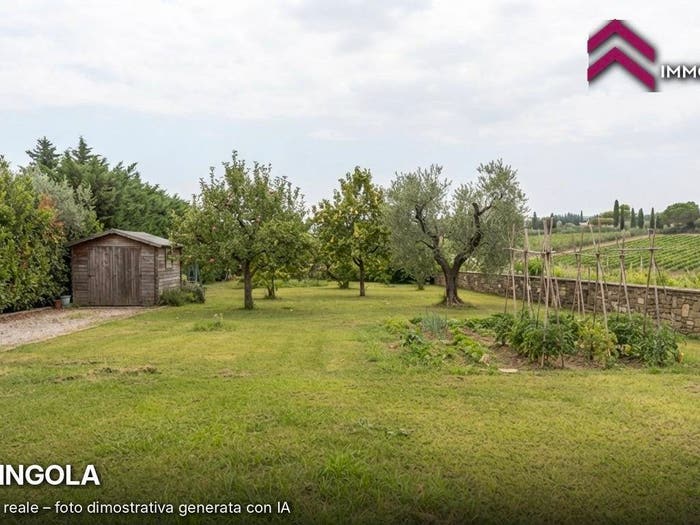 Casa con 6 locali in vendita in Via della Collina, Vernio