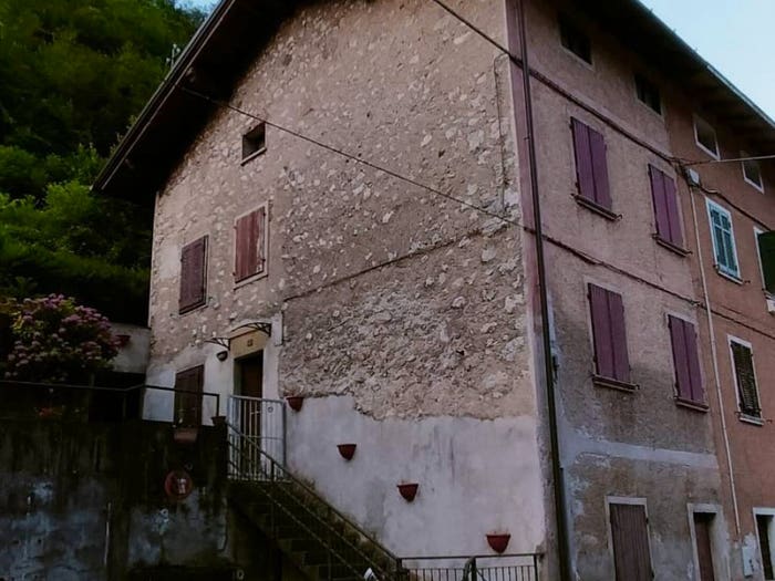 Casa con 6 locali in vendita in Via Longhi, Longhi, Pedemonte