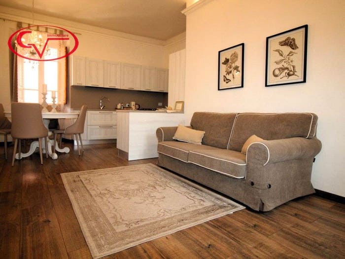 Appartamento trilocale in vendita in Piazza del Comune, Pergine Valdarno, Laterina Pergine Valdarno