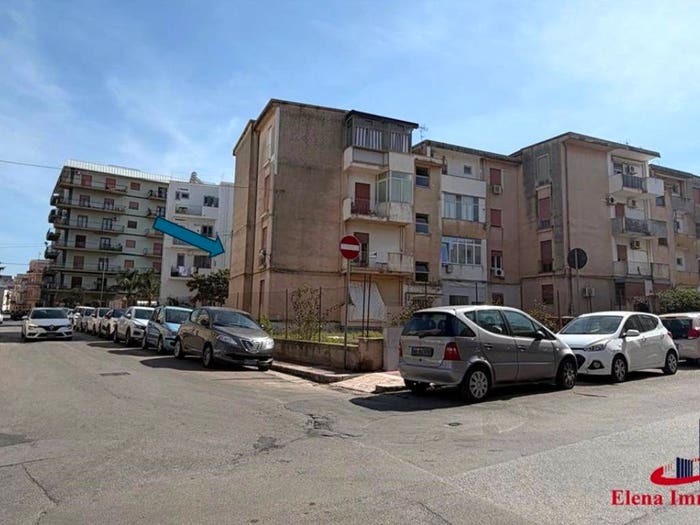 Appartamento quadrilocale in vendita in Via Gaetano Lotto Martino, Semicentro, Alcamo