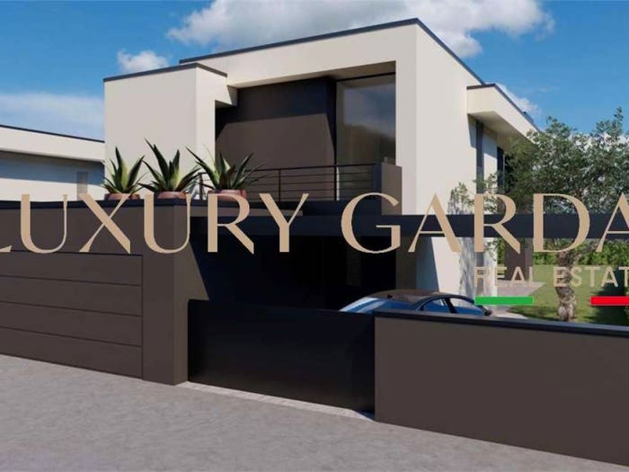 Casa con 5 locali in vendita in Desenzano Centro, Desenzano del Garda