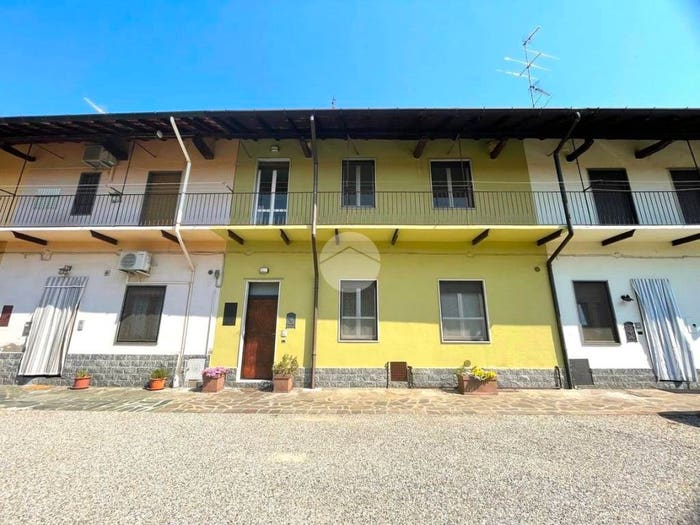 Casa quadrilocale in vendita in Via Repubblica, Centro, Boffalora Sopra Ticino