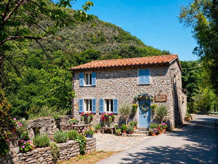 Casa con 6 locali in vendita in Via Del Piano SNC, Avegno Chiesa, Avegno