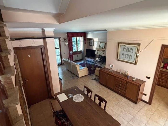 Casa con 6 locali in vendita in Morane Contrada, Modena
