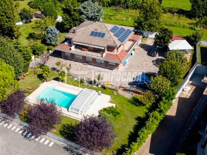 Casa con 6 locali in vendita in Via Al Cerrone, Villar Dora