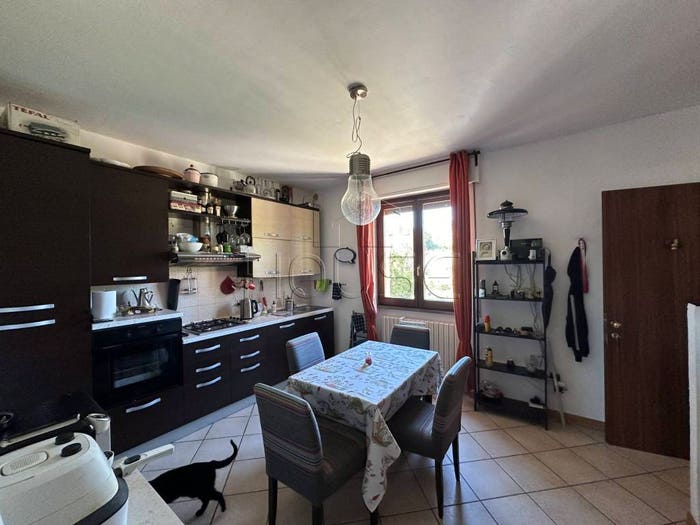 Appartamento trilocale in vendita in Strada Provinciale di Morra, Città di Castello