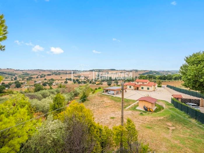 Casa con 5 locali in vendita in Via San Bartolo, Corinaldo