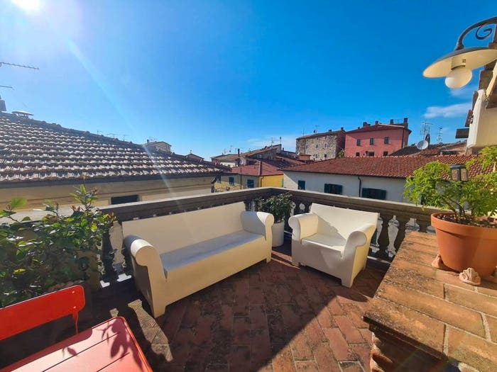 Appartamento bilocale in vendita in Piazza Trieste, Castellina Marittima
